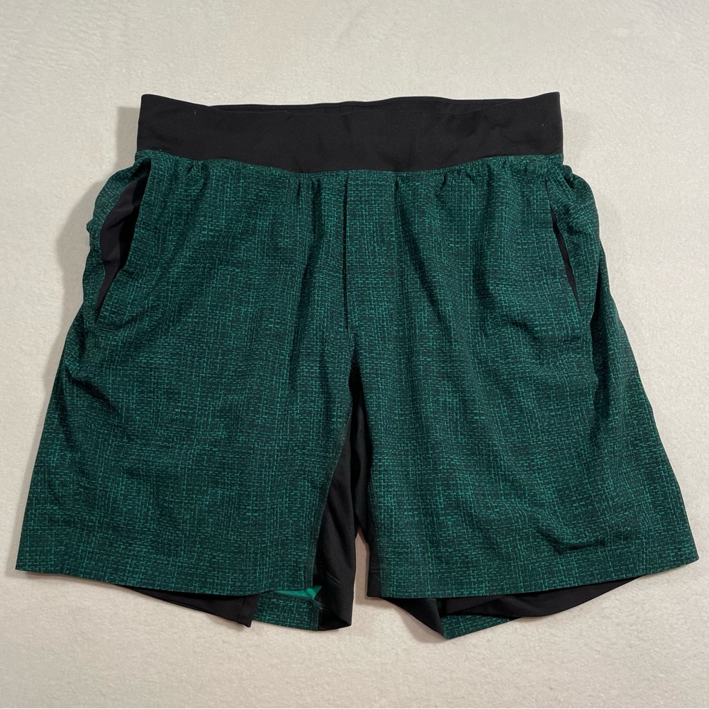 Lululemon Mens Lined Activewear Shorts